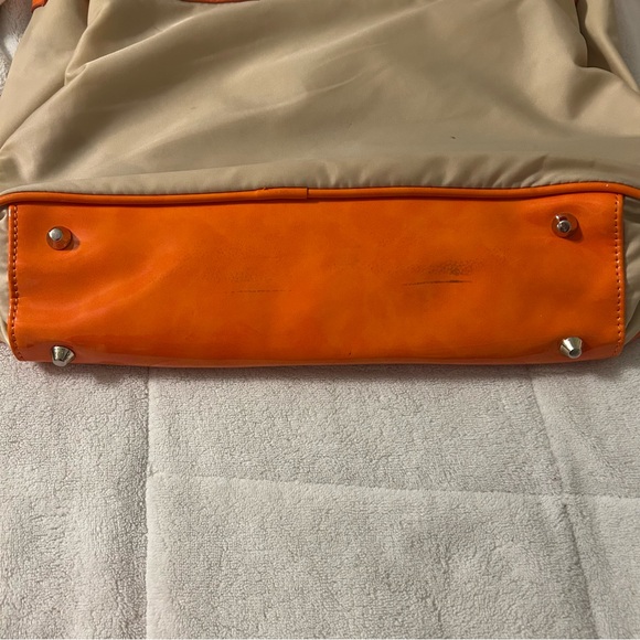 Sondra Roberts Beige Nylon and Orange Cutout Shoulder Bag - Picture 7 of 12